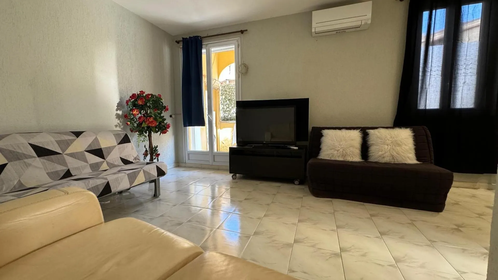 דירה בוסוליי Monaco Central Duplex, 8 Sleeps Bnbrickeys צרפת